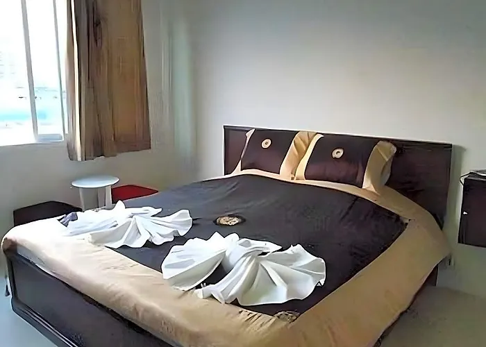The Boss's Place Sathorn Hotel 3*